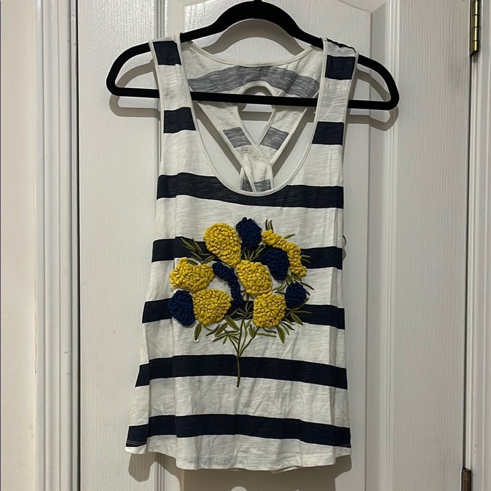 Anthropologie shirt with flower embroidery size small NWT